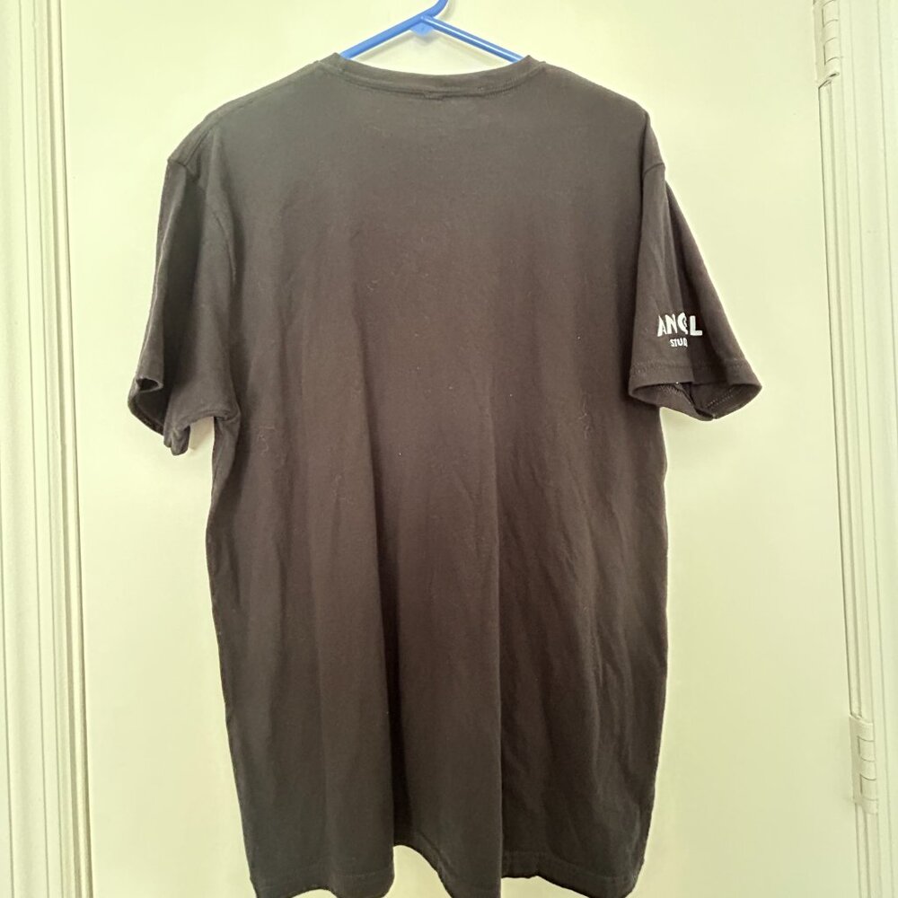 T-Shirt - Picture 3 of 4